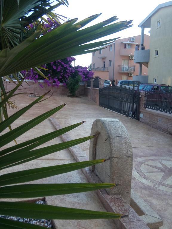 Apartments Vila A1 Dobra Voda Extérieur photo