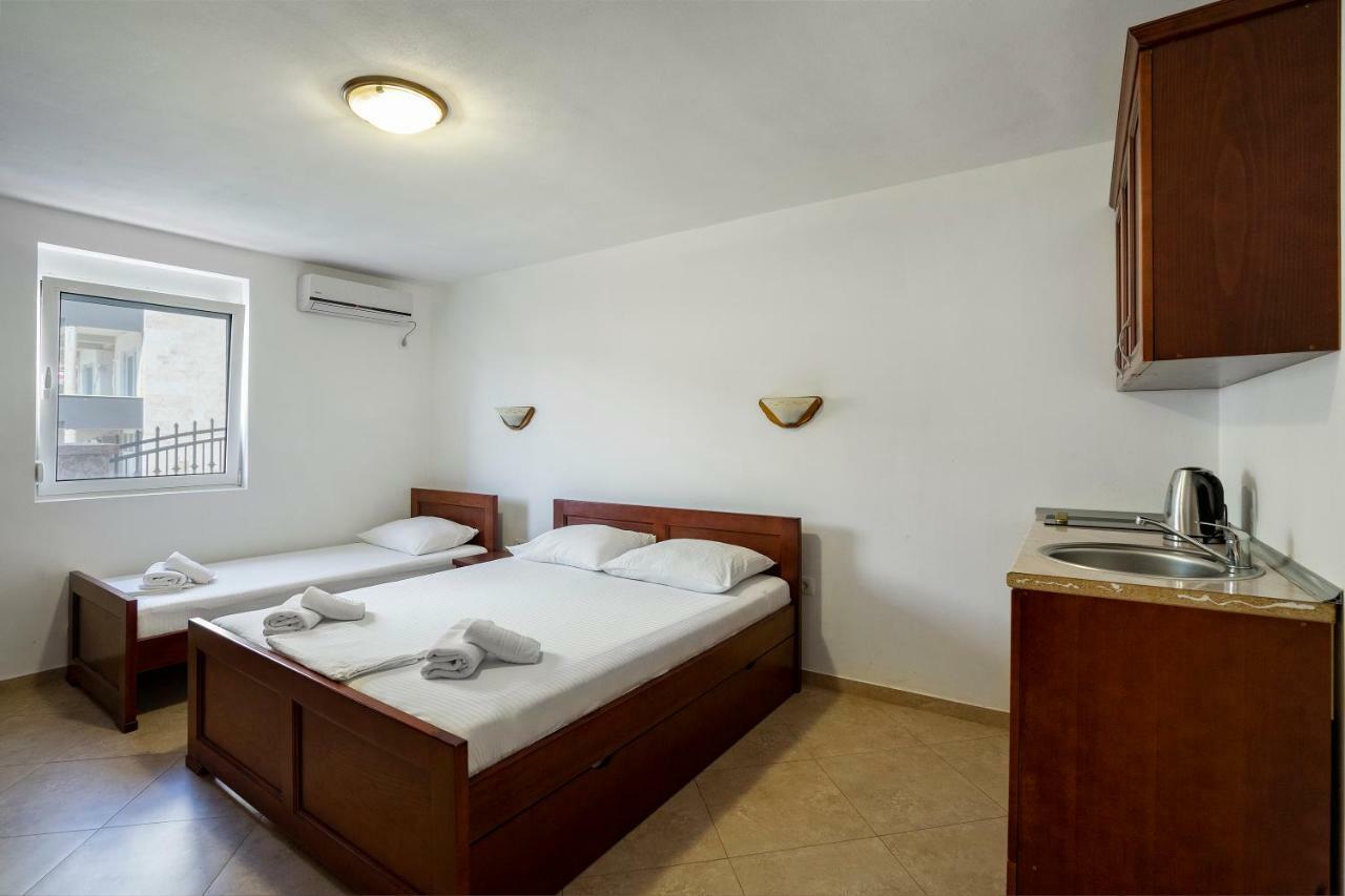 Apartments Vila A1 Dobra Voda Extérieur photo