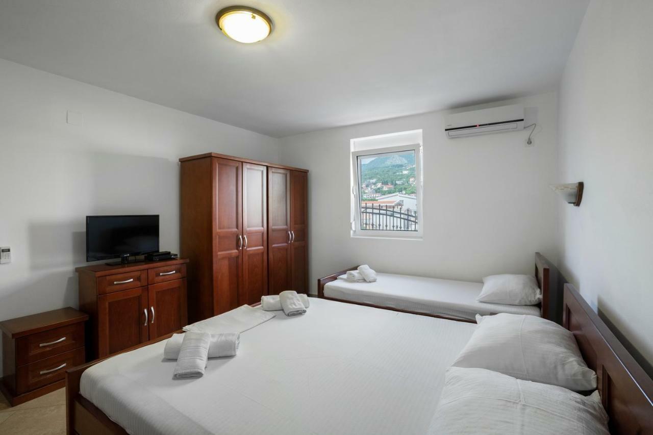Apartments Vila A1 Dobra Voda Extérieur photo